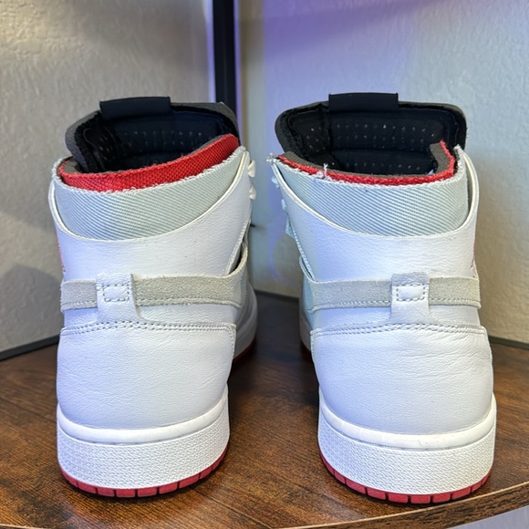 Air Jordan 1 High Zoom Air CMFT Hare - Picture 3 of 7